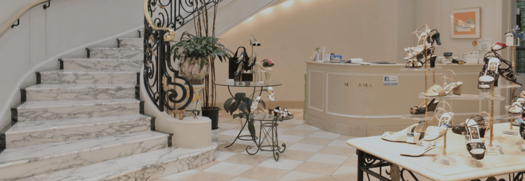 美品 ミハマ ローファー パンプス シボ加工 レザー ダークブラウン 美品 ミハマ ローファー パンプス シボ加工 レザー ダークブラウン